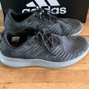 Adidas Alphabounce  Size 8.5